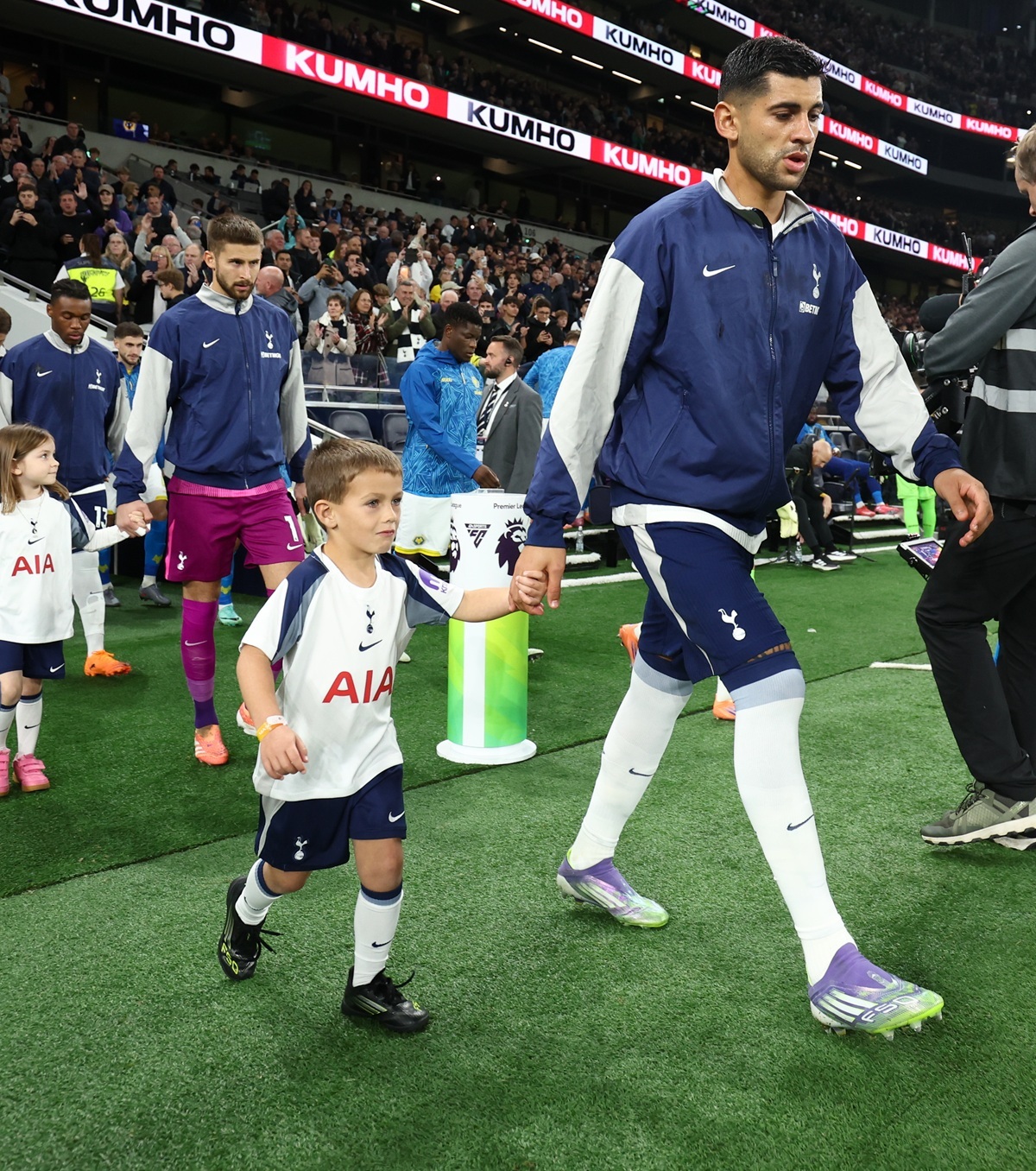 Child Mascot Opportunity for Spurs vs Man City!