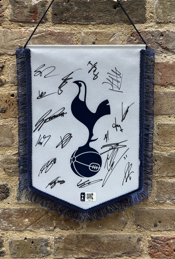 Spurs Squad 2024/25 Signed Pennant