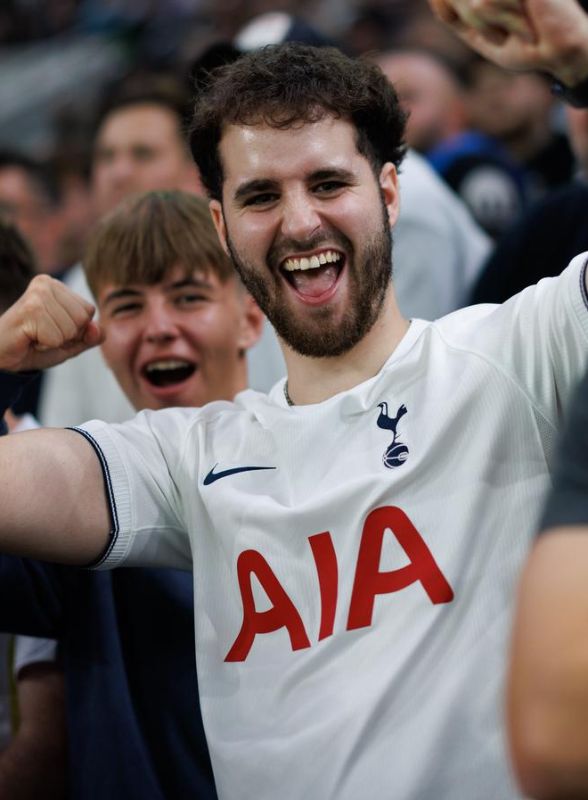 Win 2 Match Tickets to Spurs vs Ipswich